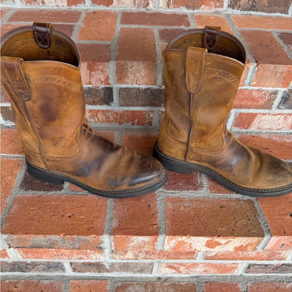 Ariat Tan Leather Western Boots - Picture 2 of 4